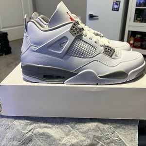 Jordan Retro 4
